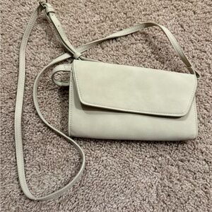 Universal Thread Crossbody Bag